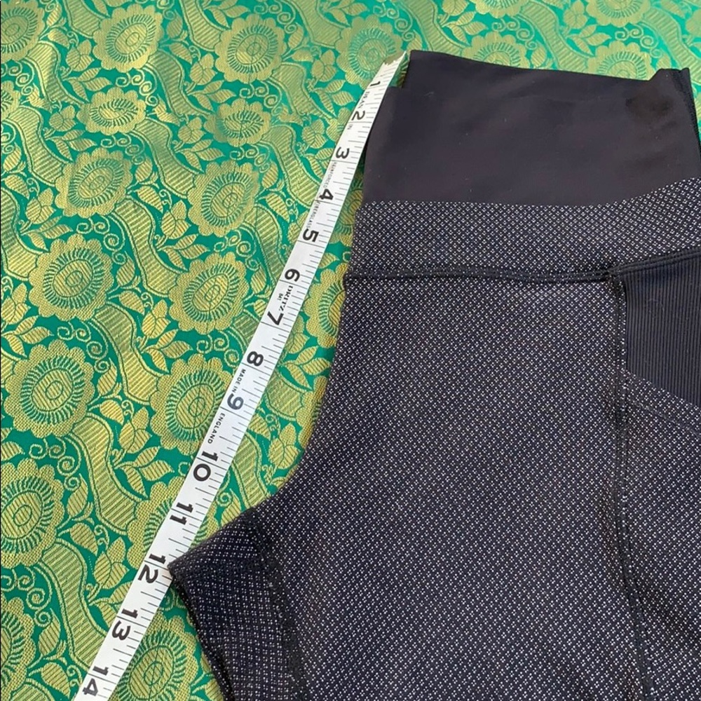 Lululemon Corp - Picture 6 of 7